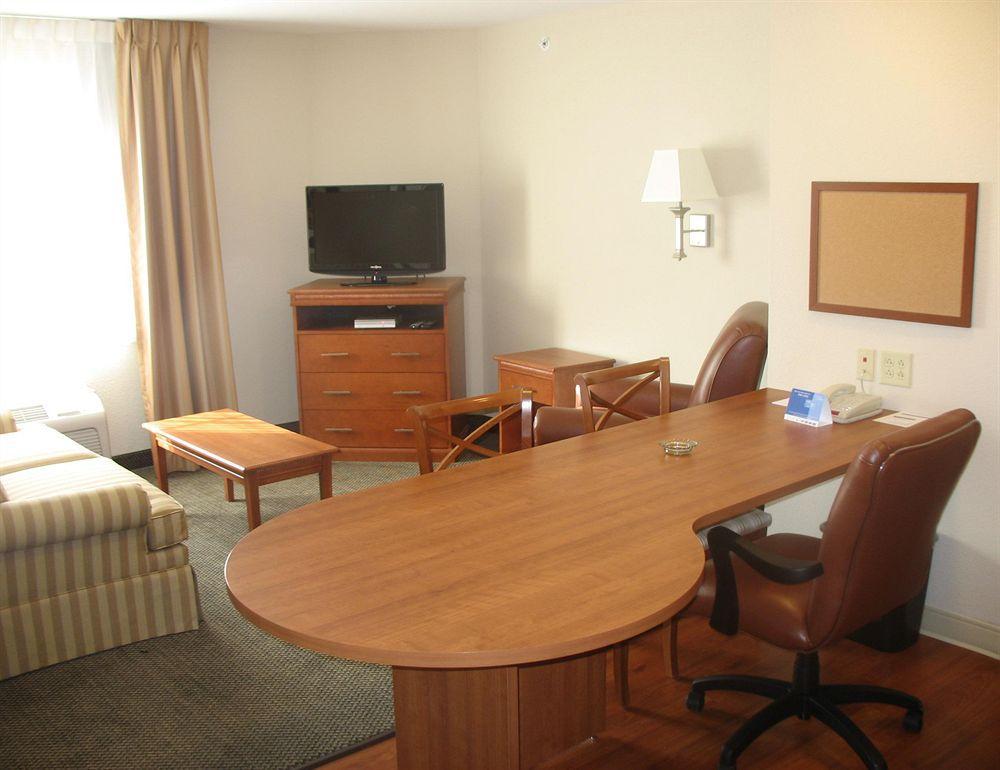 Candlewood Suites Knoxville Airport-Alcoa By Ihg Ruang foto